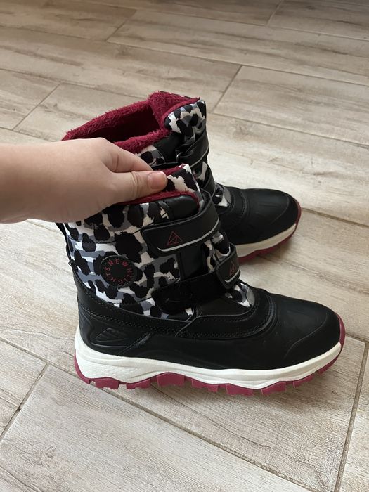 Продам термо чоботи на дівчинку