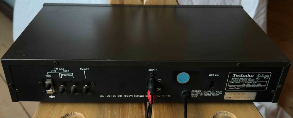 Technics FM/AM Stereo Tuner ST-Z11
