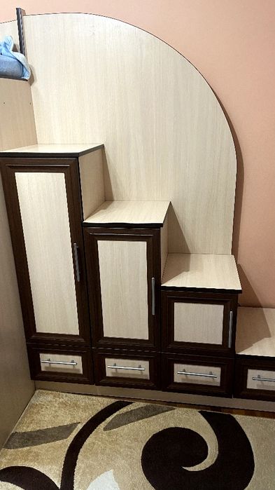 Дитячі меблі у чудовому стані