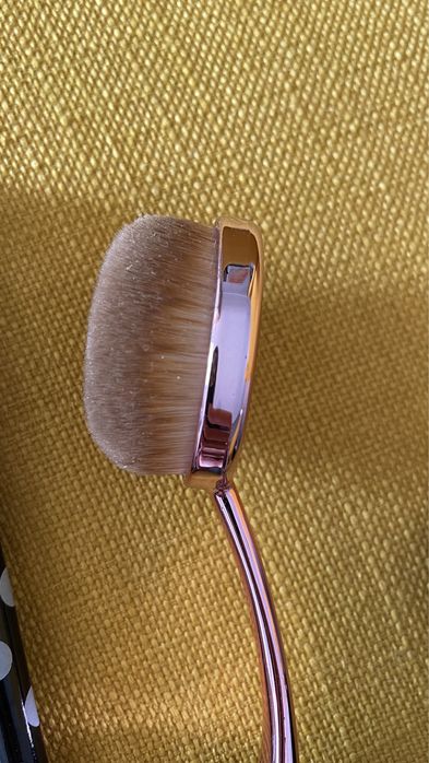 pędzle do makijażu szminki puder róże gąbka do czyszczenia pędzi