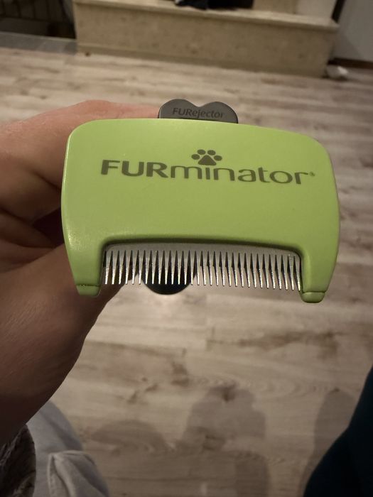 SCzotka dla psa Furminator S