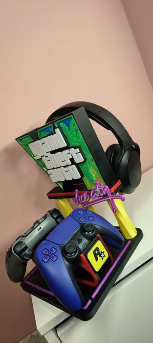 Suporte de comandos/headset GTA VI