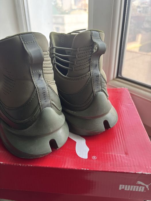 Продам оригинальные кроссовки Puma