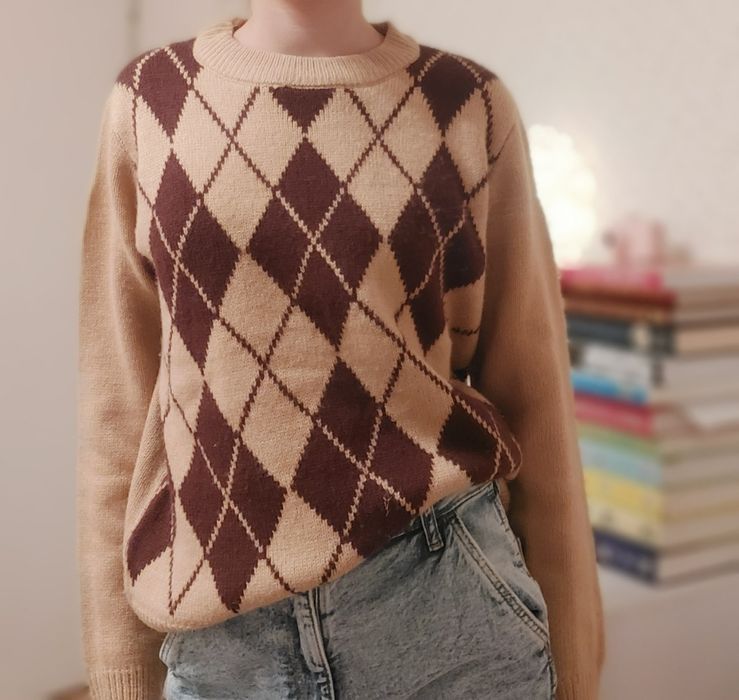 Sweter w romby 146/152