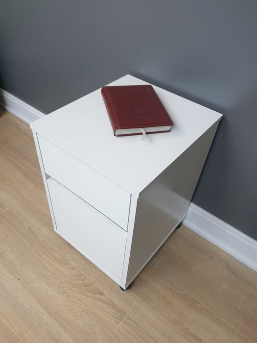 Тумба "Д", мобільна,на роликах, офісна,для документів,компактна.