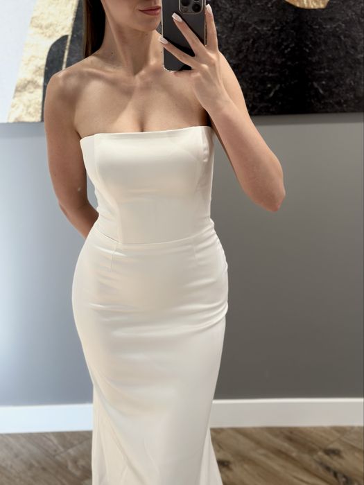 Весільна атласна сукня (рибка)