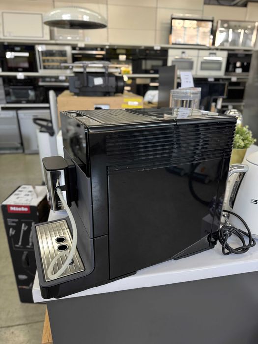 Кавомашина miele CM 5500 сіра, маленький пробіг, гарантія, доставка