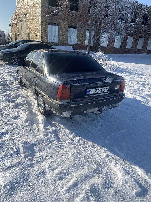 Срочно Опель Omega 2.0