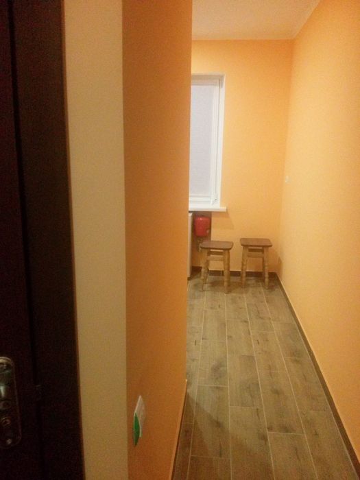 Продам 2-кімнатну квартиру з автономним опаленням (Щебзавод)