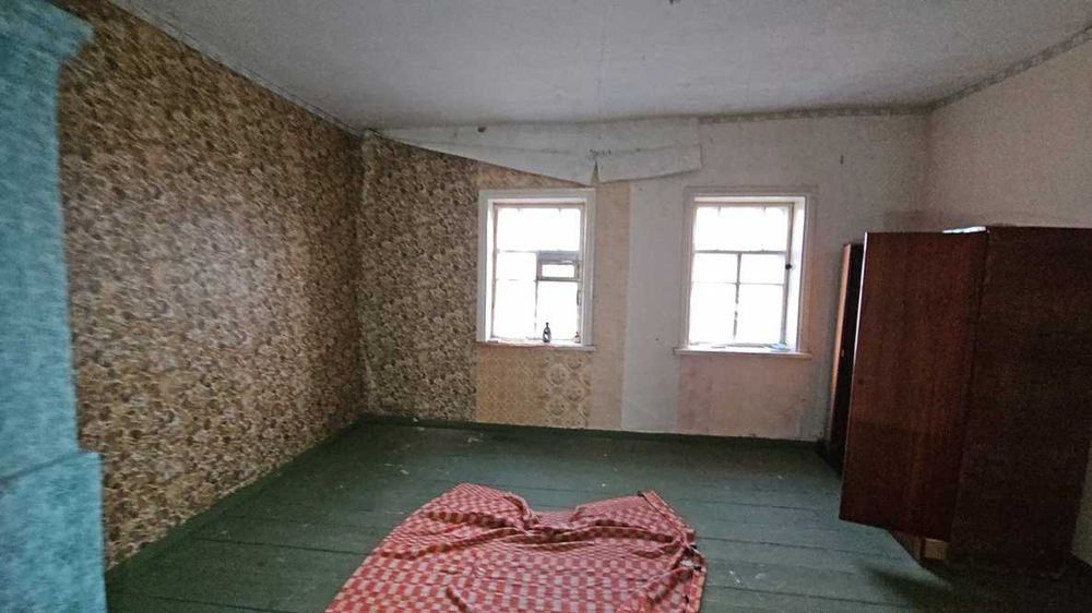 Будинок в місті Яготині поруч з Мясним базаром, школою та садочком