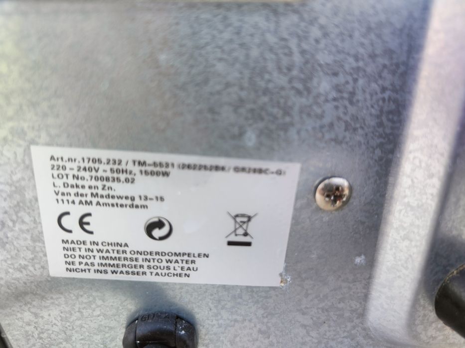 Mini piekarnik elektryczny