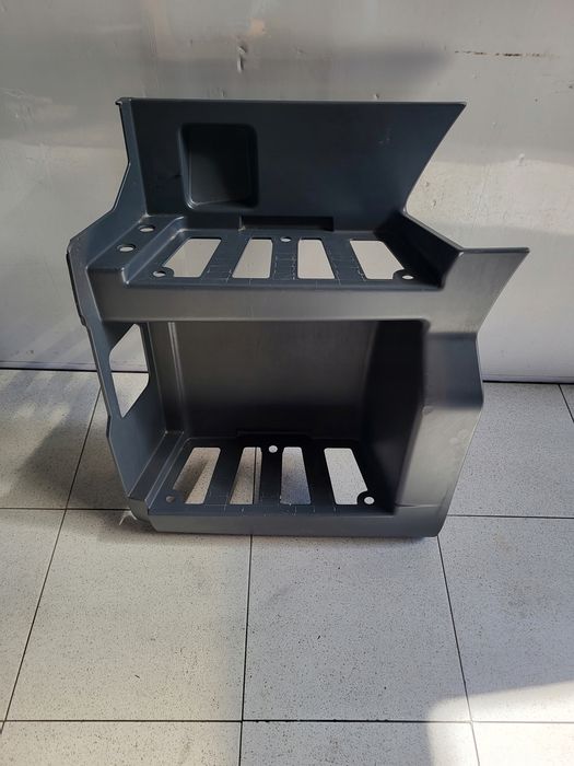 stopnica stopień dolny kabiny man tgx tg3 euro 6 81615200429