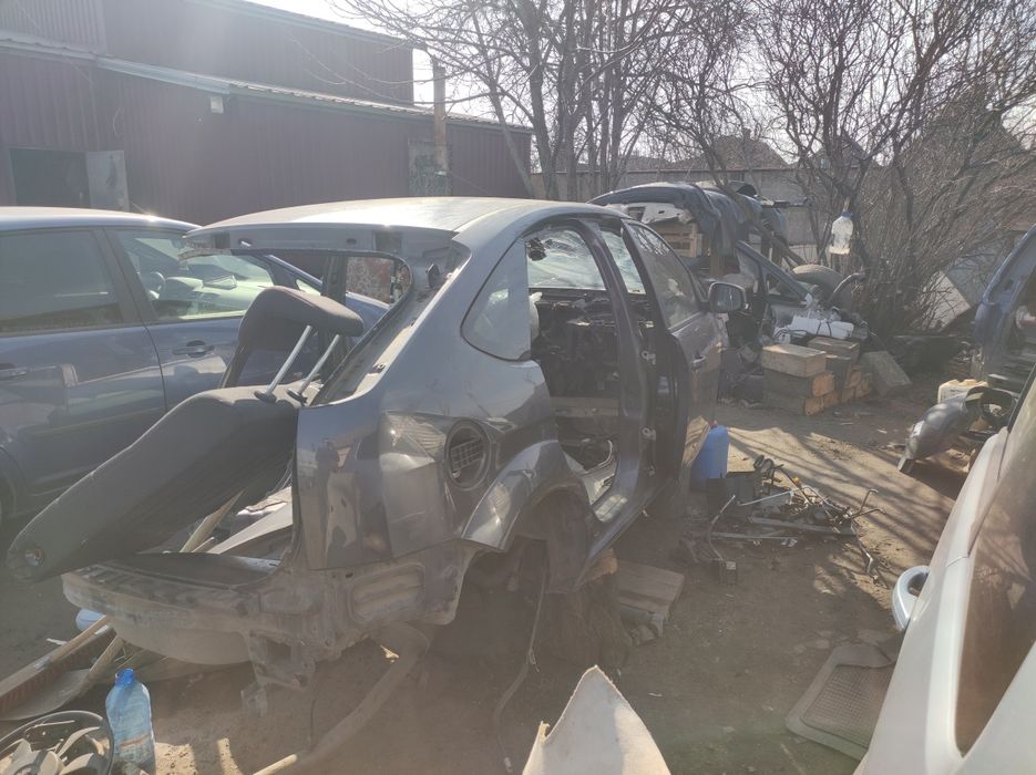 Четверь задня , крило ford c-max focus разборка форд фокус 2 ц макс