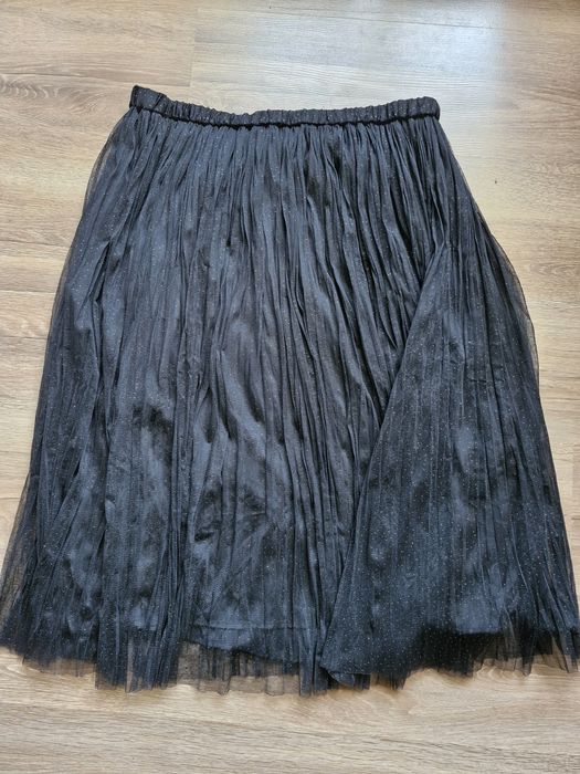 Czarna spódnica z siateczką/tiulem