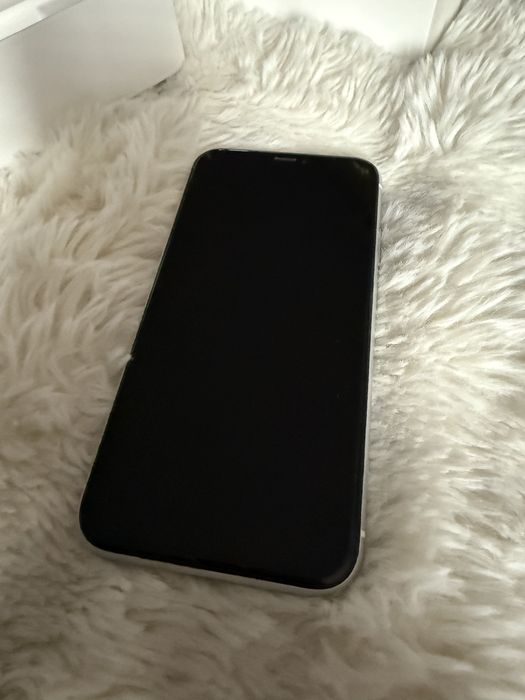 Telefon iPhone XR