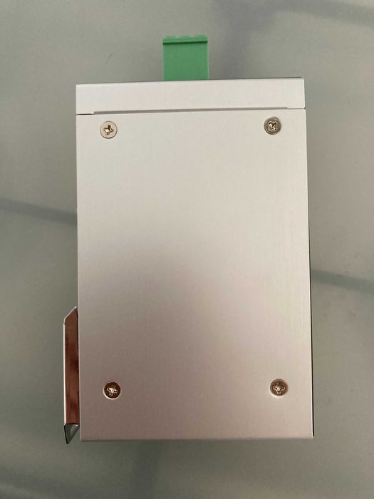 Industrial Network Switch with 5 Ports64737963044610123