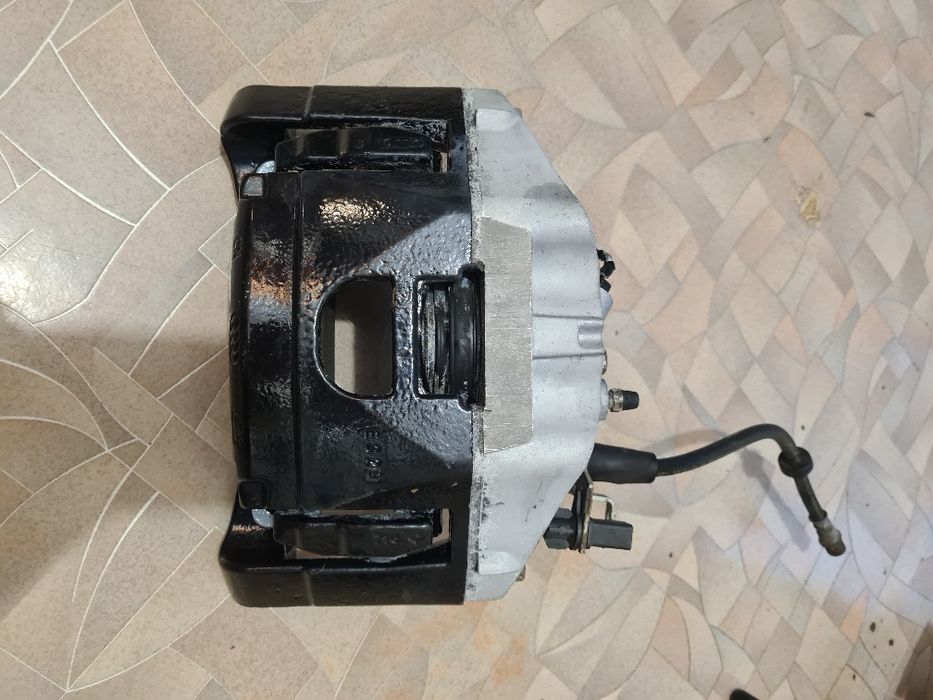 Комплект супортів ауді  А4В7/В6