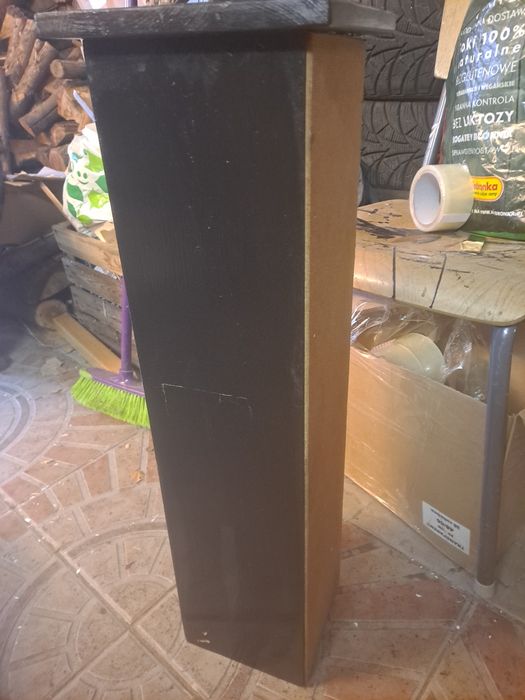 Stojak drewniany na płyty cd