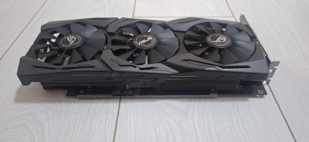 Asus rog strix rx 580 8gb шикарний стан