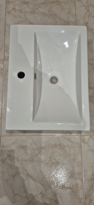 Lavatório suspenso/encastre para WC