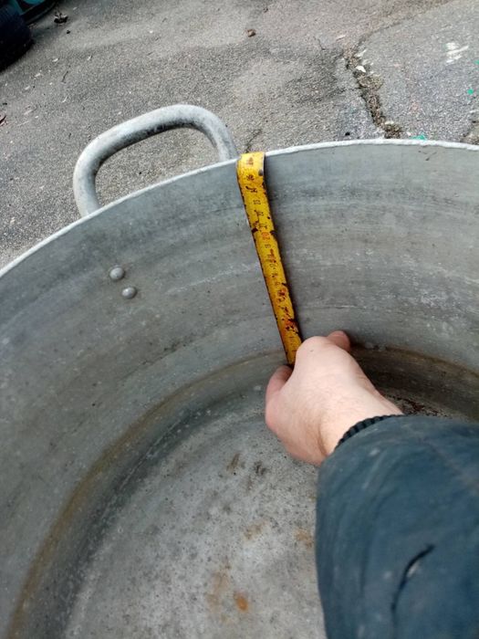 Продам алюмінієву каструлю алюминиевую кастрюлю  на 40 л