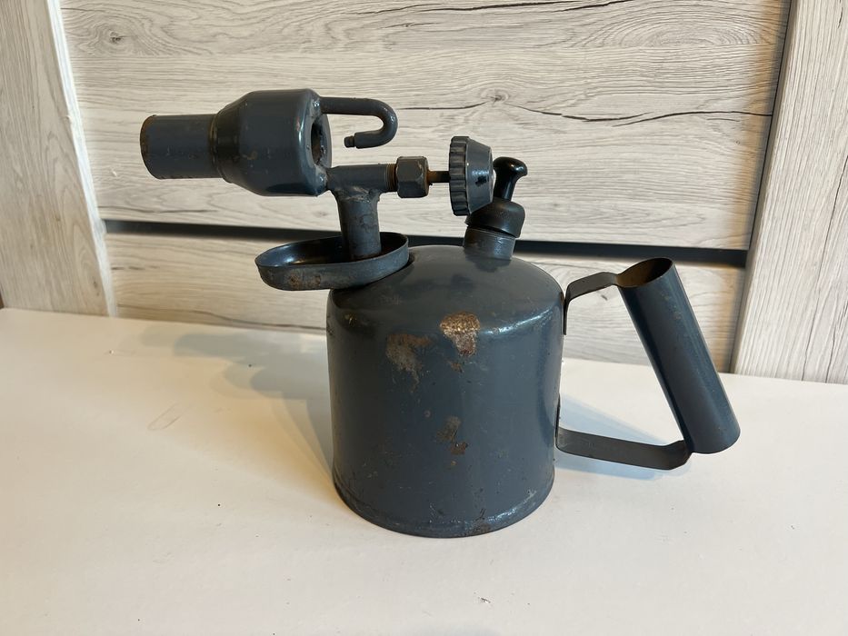 Lutlampa z PRL – antyk