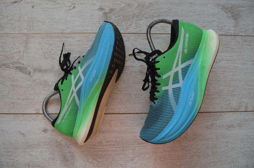 Мужские беговые кроссовки Asics Metaspeed Sky Оригинал проф 41р 26 см дорогие унисекс