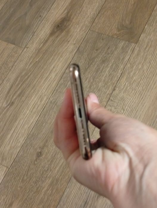 Iphon Xs на 64,гіг
