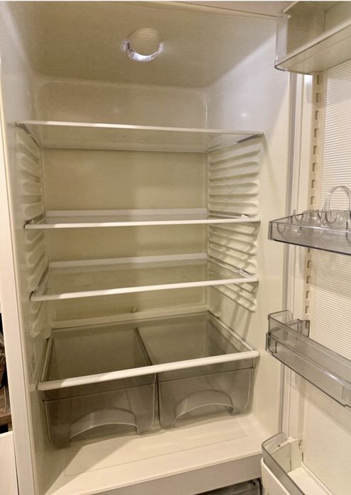 Холодильник б. у.