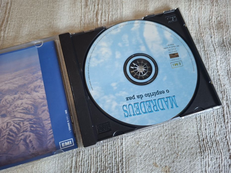 Cd como novo dos Madredeus
