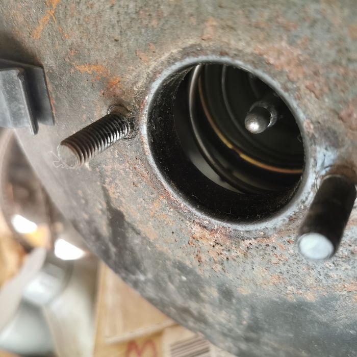 корпус воздушного фильтра , подножка порожек ,  Потолок VW T4