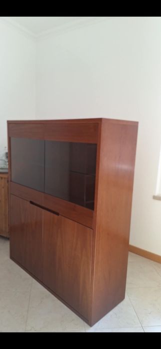 Conjunto de 3 móveis de sala — vitrine, móvel TV e estante