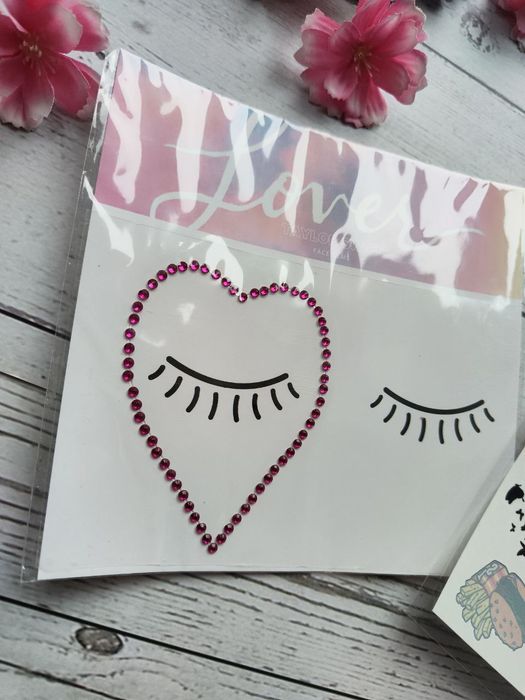 Ozdoby na twarz tatuaże kryształki Lover box Taylor Swift merch