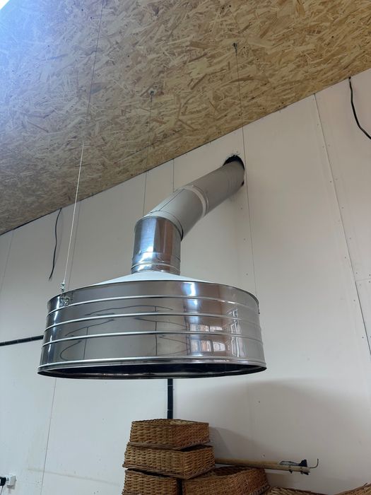 Продам вытяжку зонт