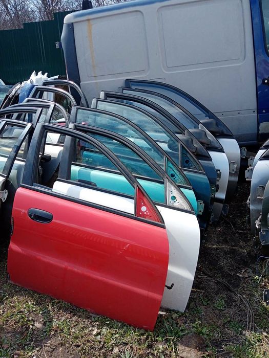 Капот Део Ланос.Розборка.