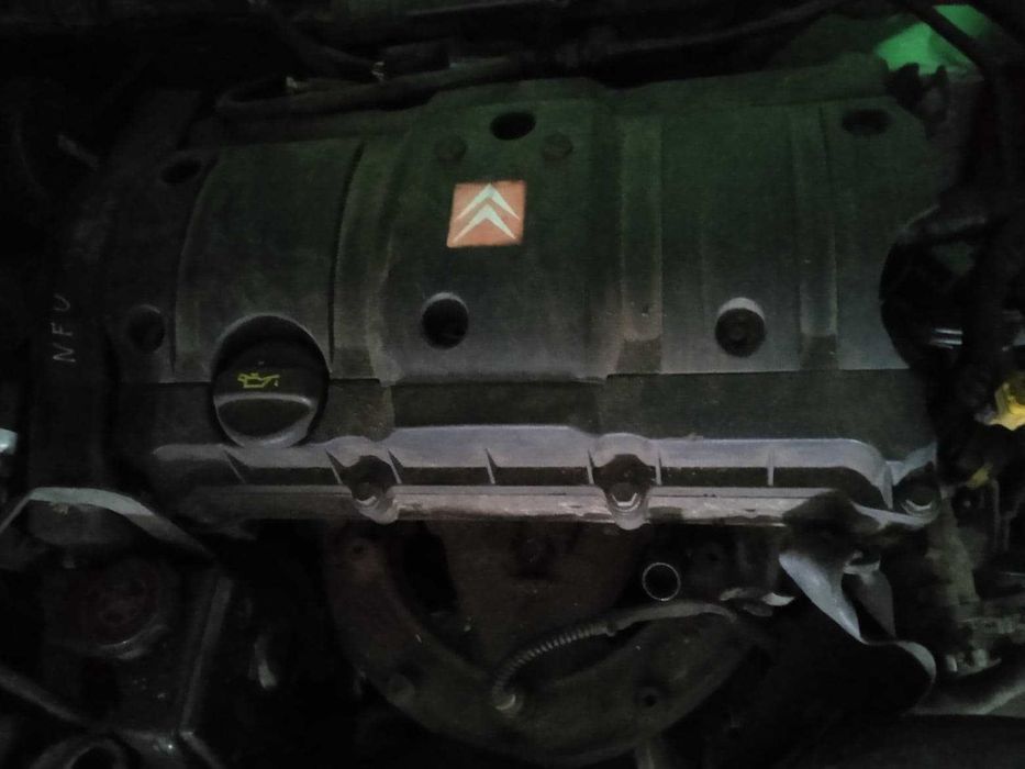 Silnik 1,6 16V Peugeot 307 206 Citroen Xsara , Berlingo KFU  NVU