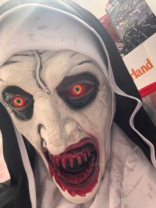 Máscara de Freira Demónica com Sangue / Valak