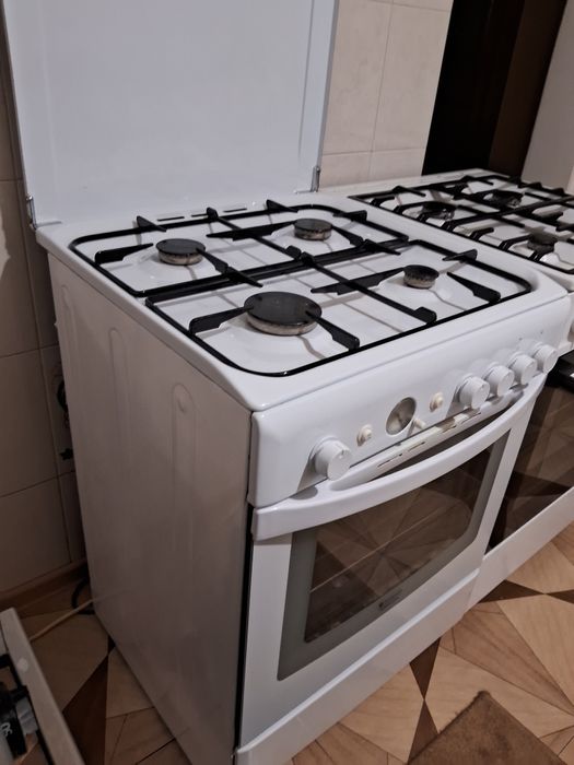 Газова плита 60см Ariston