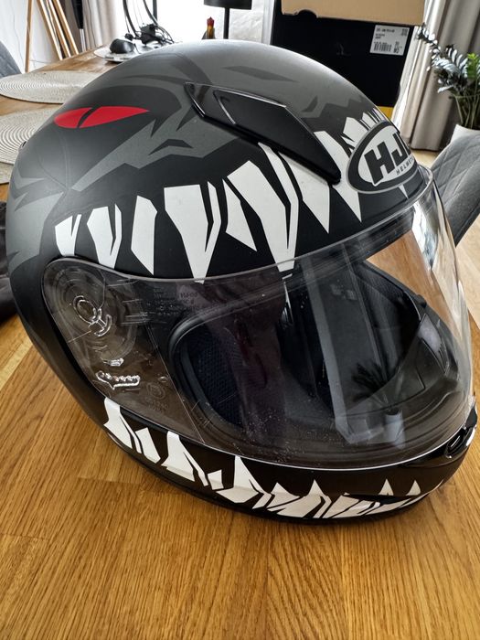 Mlodzieżowy kask motocyklowy
