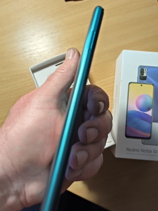 Xiomi Redmi Note 10 . 5 G . 4/128 GB