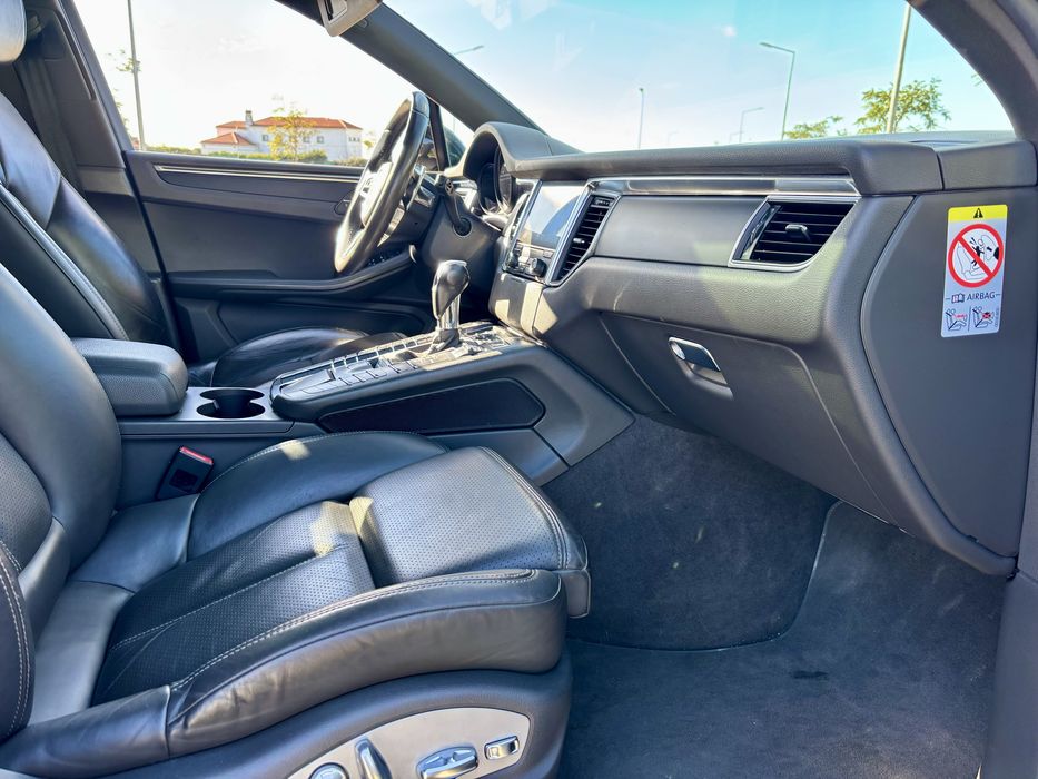 Porsche Macan 2.0 PDK