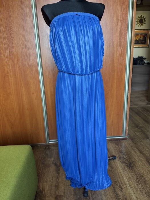 Sukienka plisowana BCBG  maxazria