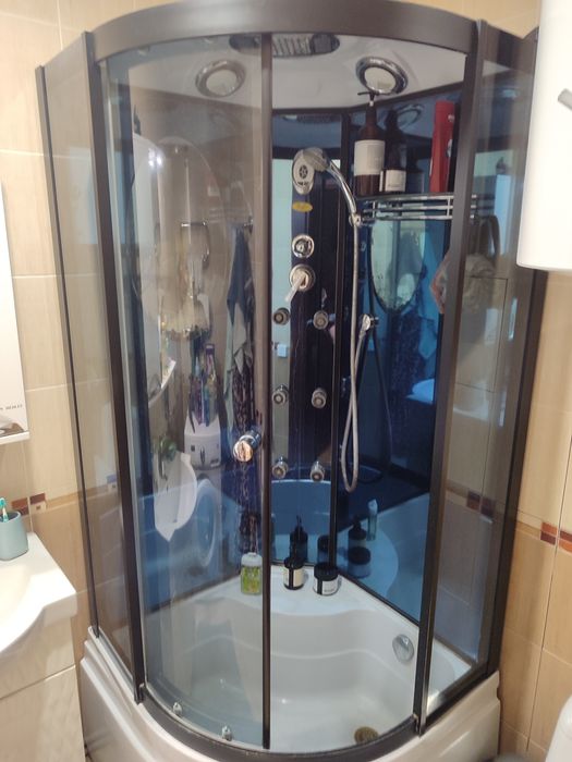 Двері  гідробокс