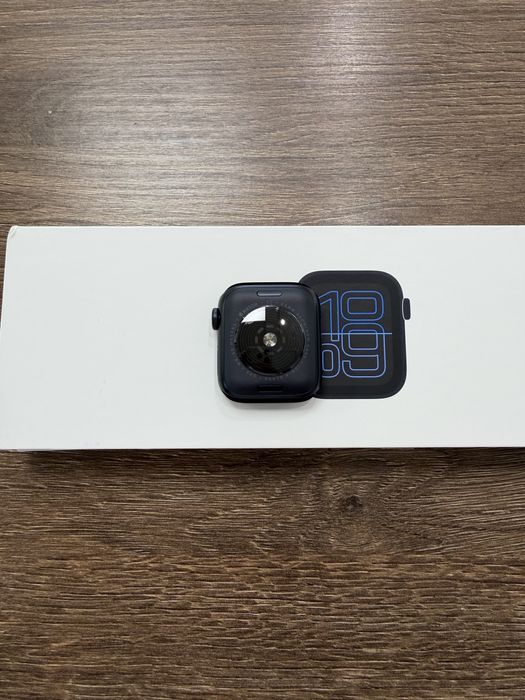 Open Box Apple Watch SE 3 40mm Midnight