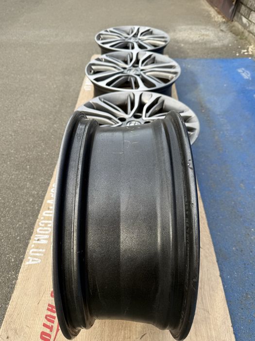 Диски Hyundai 5/114,3 R18 ET54 7,5J 67,1 Mazda Kia Renault Honda Toyota