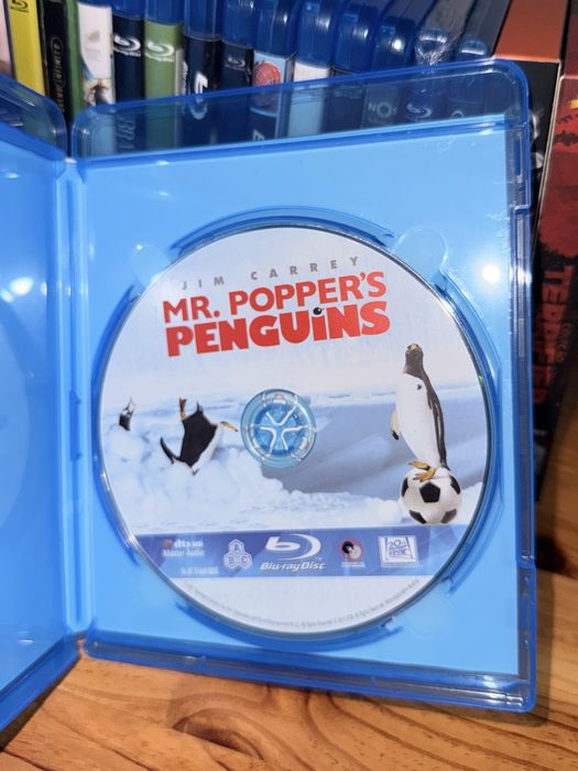 “Os Pinguins do Sr. Popper” - Filme - Blu-ray