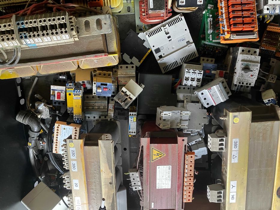 Motores Drives cnc Siemens Fanuc Panasonic