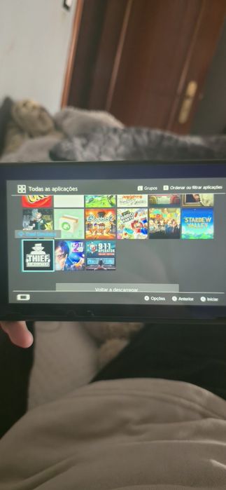 Nintendo Switch com todos os componentes