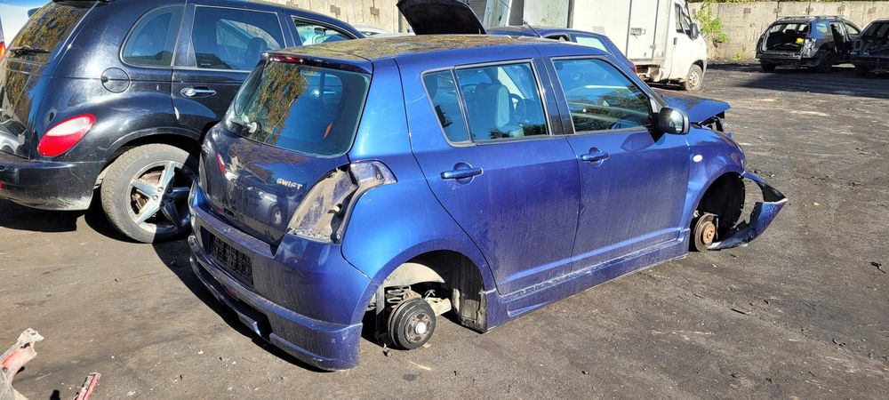 drzwi tylne lewe lub prawe suzuki swift vi 05- kod koloru zch