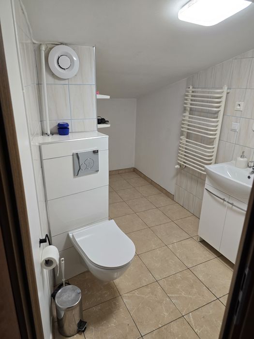 NOCLEGI   KRAKOW  pokoje dla pracownikow  2 3 4 5 osobowe